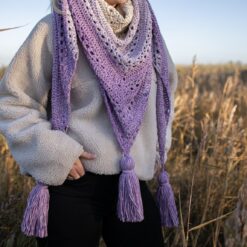 cosy fine faded omslagdoek paars lila