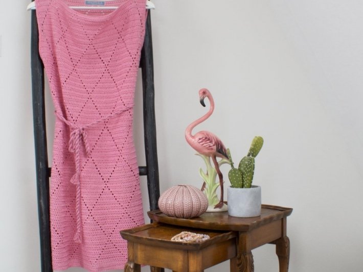 wiebertjes jurk van Durable in het roze