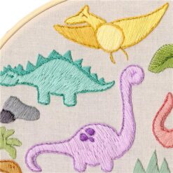 095.2016 borduurpakket dino's restyle closeup
